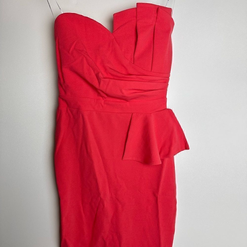 Coral pleated tube top dress - Picture 5 of 11